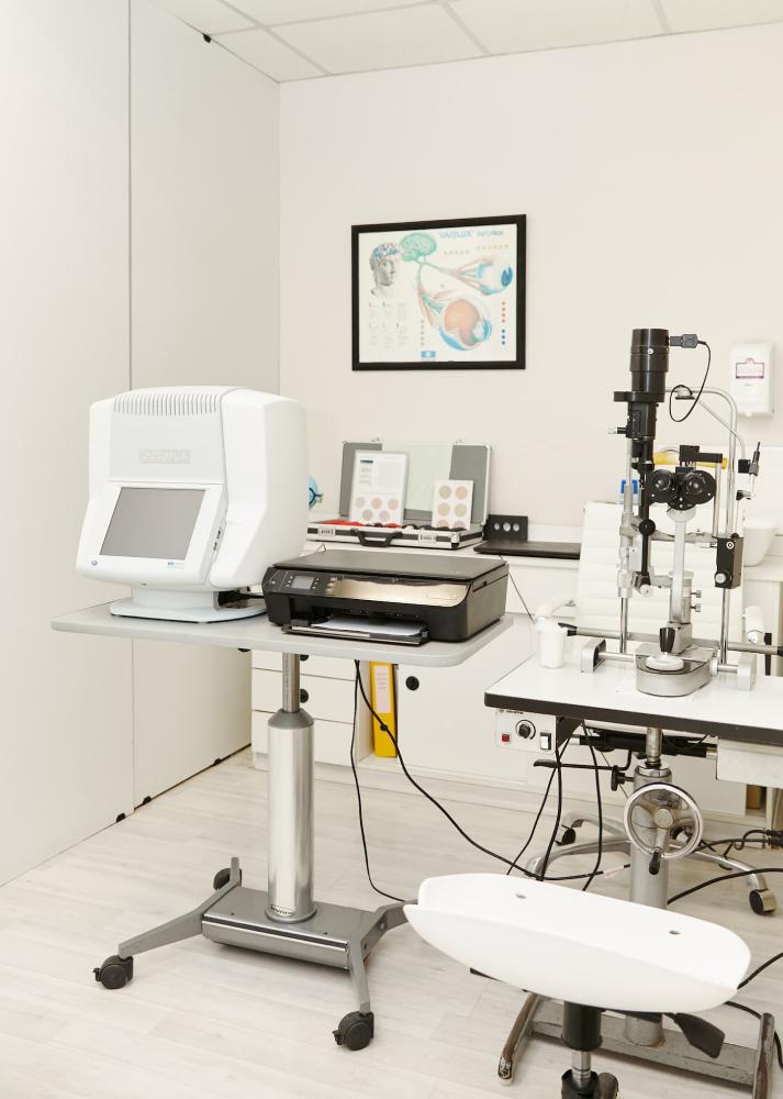 Tecnología de avanzada al cuidado de sus ojos en la clínica oftalmológica Cyco Lanús en Buenos Aires